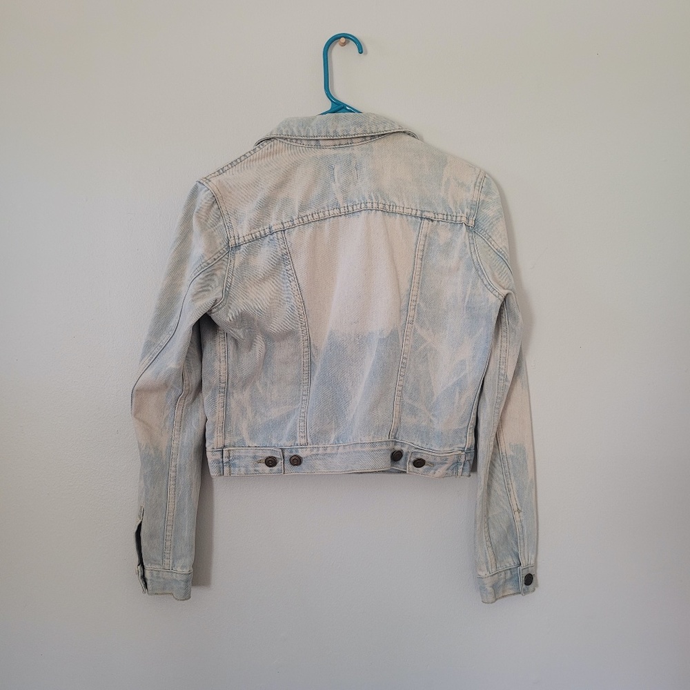 ASOS Cropped Denim Jacket - Picture 2 of 4
